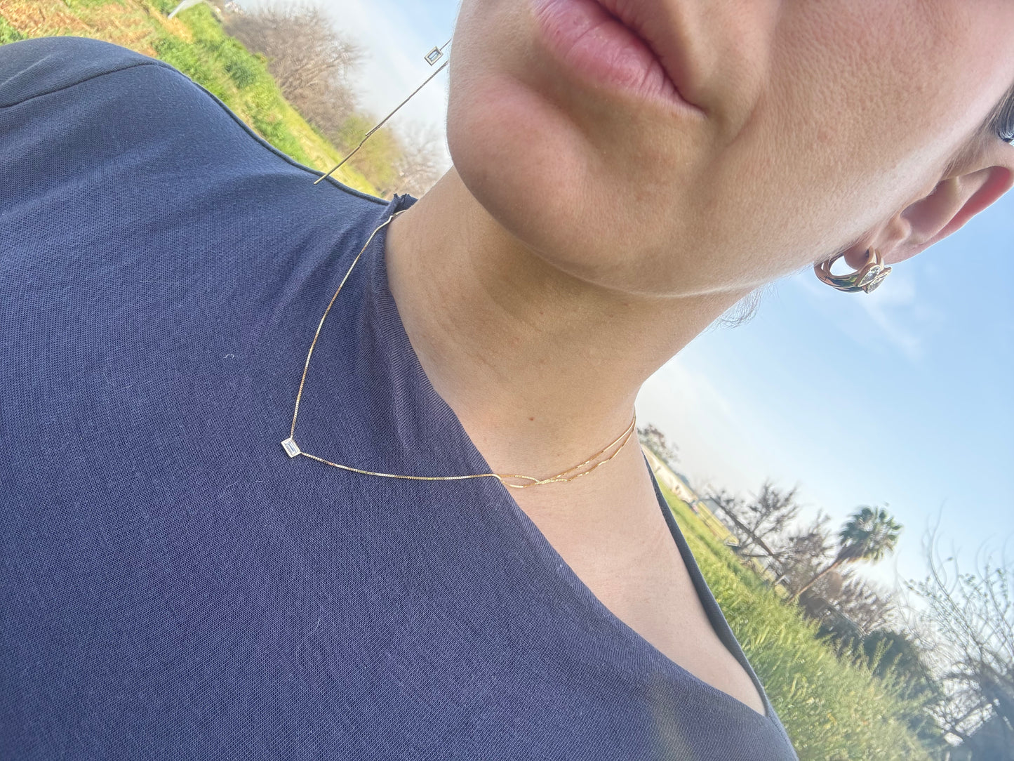 Horizontal Baguette diamond necklace